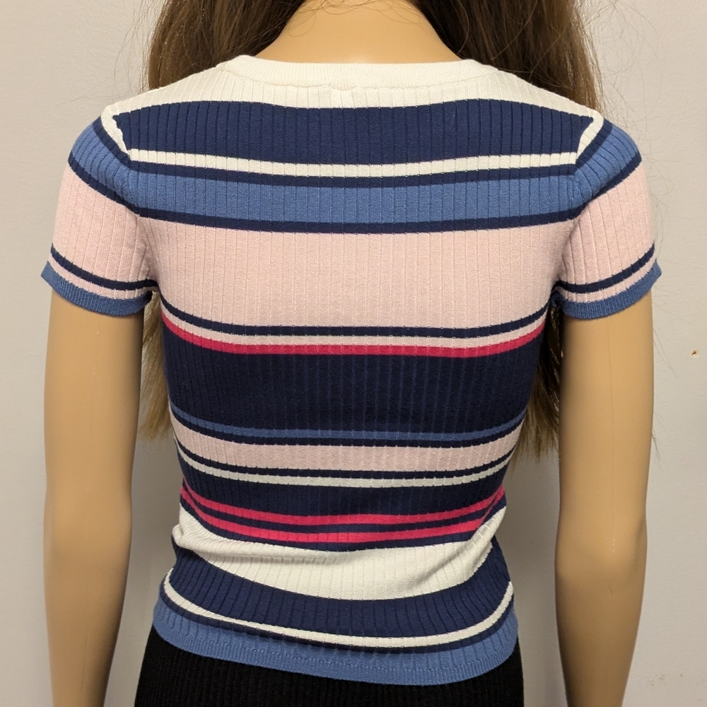 Divided H&M Pink And Blue Striped Ribbed Crop Top - Picture 3 of 3
